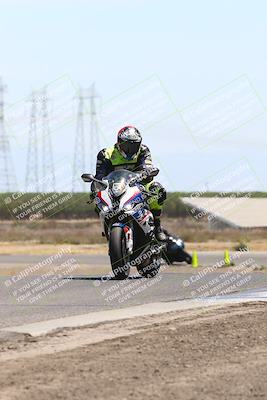media/Aug-03-2025-TrackDaz (Sun) [[bf4a71acf9]]/C Group/1240pm (Wheelie Bump)/